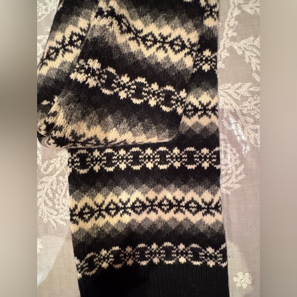 ❤️ PRADA Black, White and Shaded Grey Women’s Sweater. Size: 40 - Picture 13 of 16